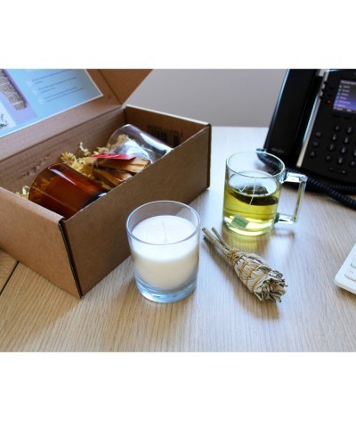 Kit de bien-être bougie mug bois sacré (en cours)